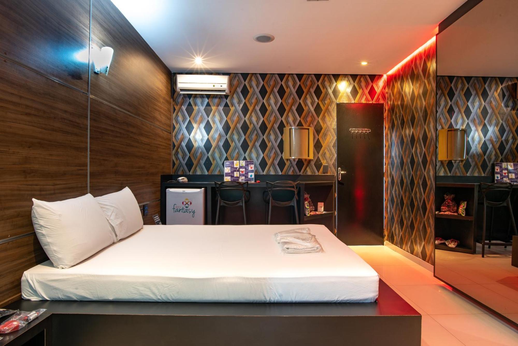 Motel Fantasy 3 (Adults Only) Белу-Оризонти Экстерьер фото