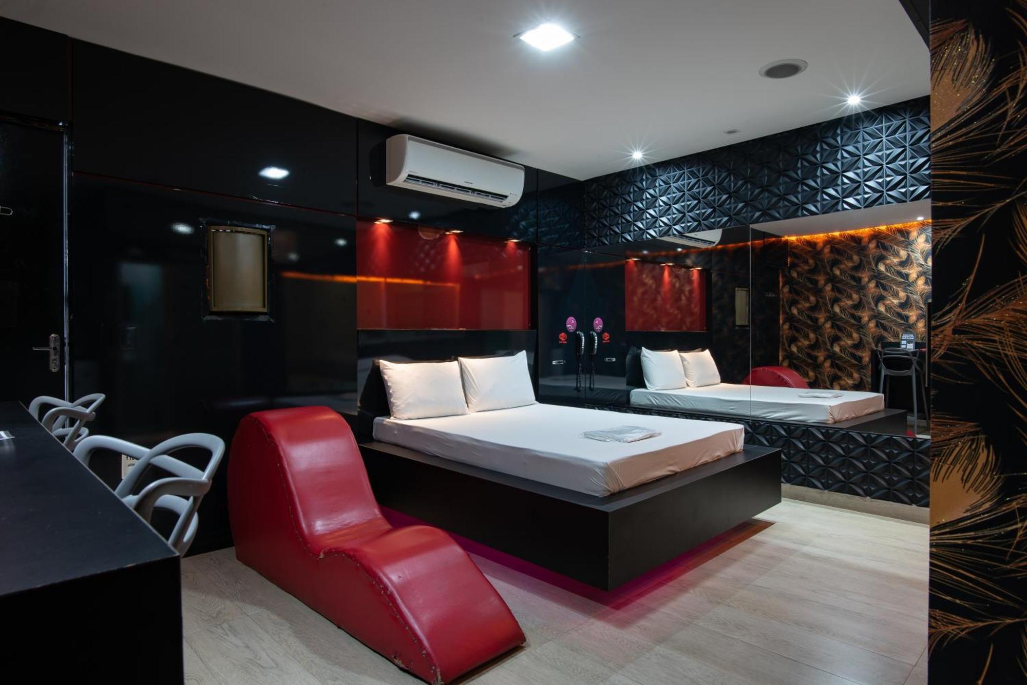 Motel Fantasy 3 (Adults Only) Белу-Оризонти Экстерьер фото