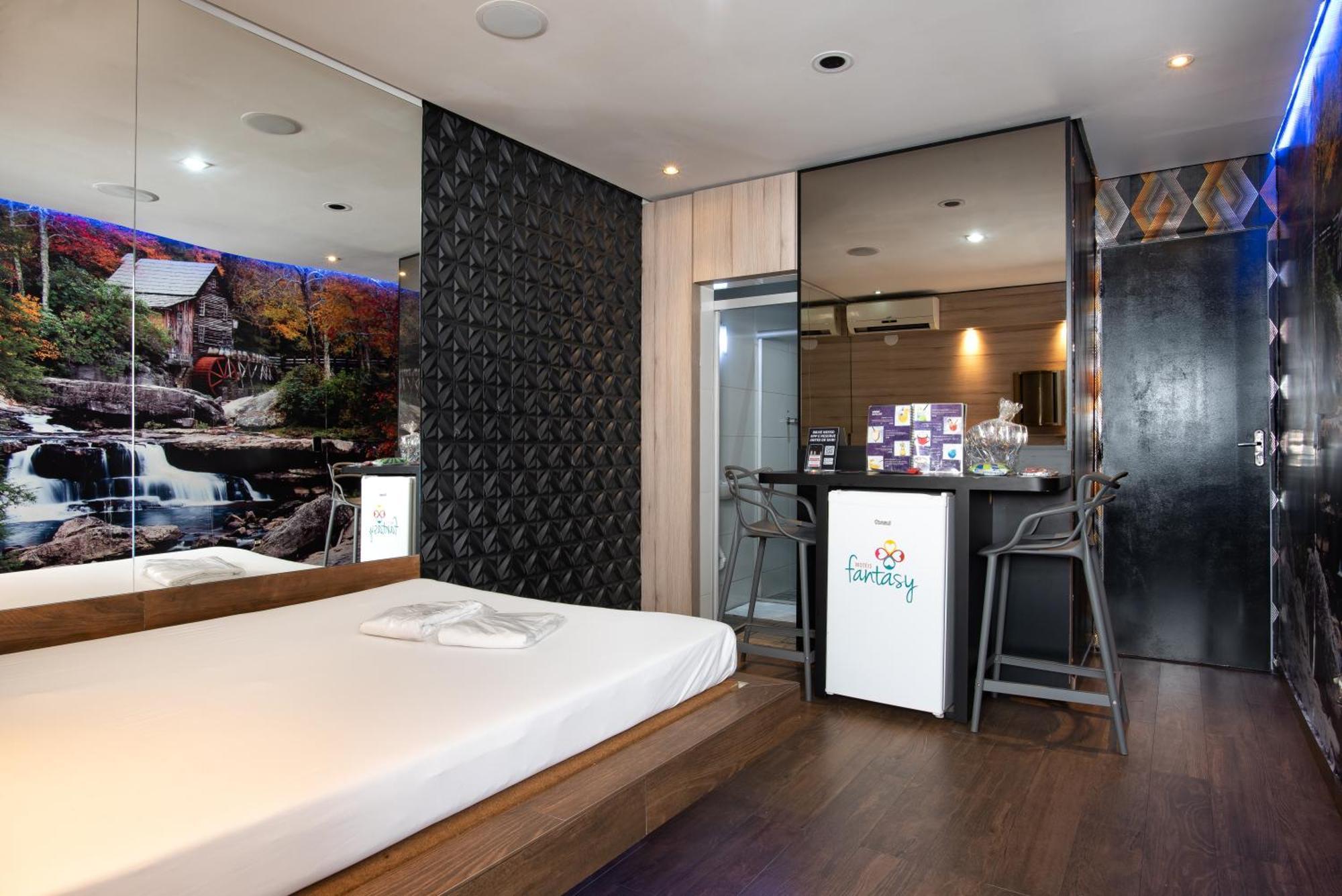 Motel Fantasy 3 (Adults Only) Белу-Оризонти Экстерьер фото