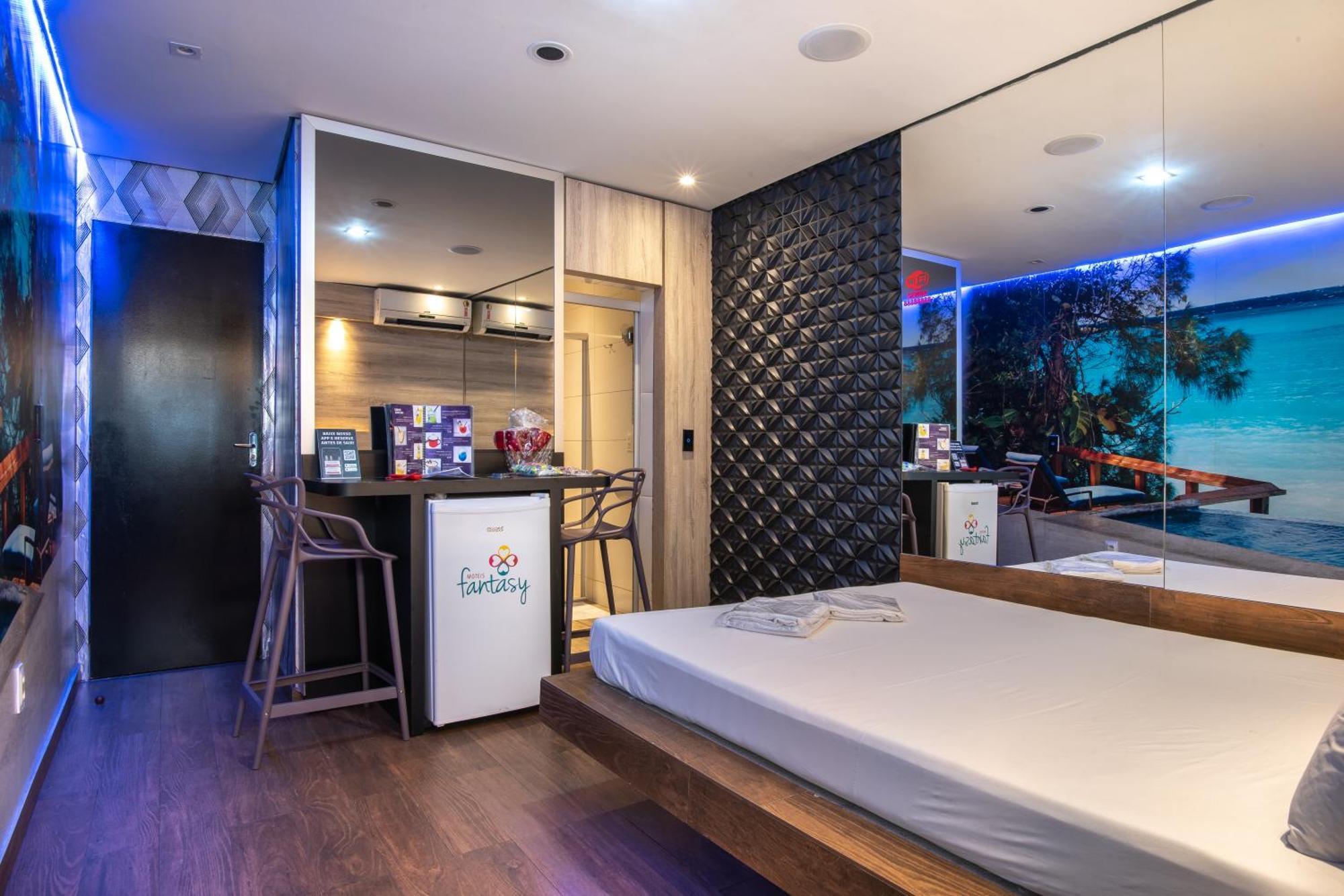 Motel Fantasy 3 (Adults Only) Белу-Оризонти Экстерьер фото